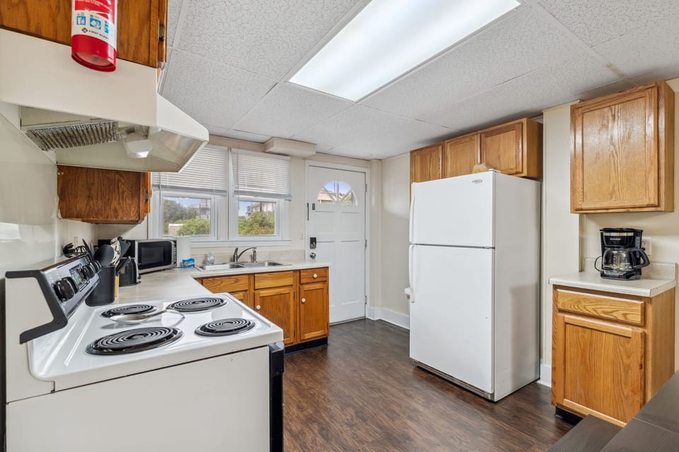 Well-equipped kitchen