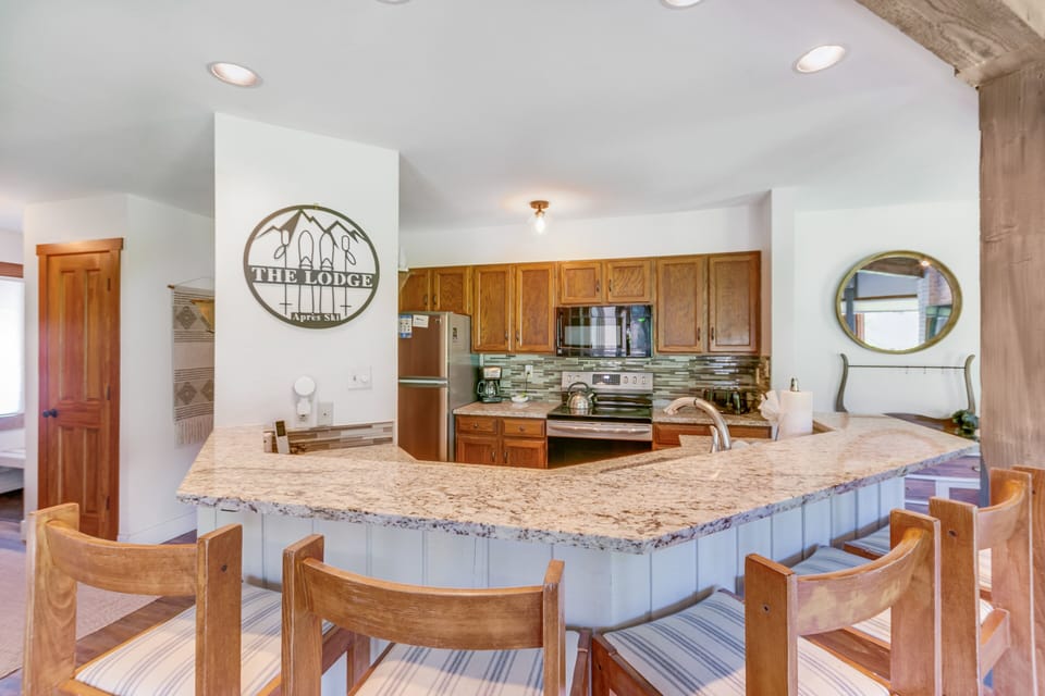 Fully Stocked Kitchen