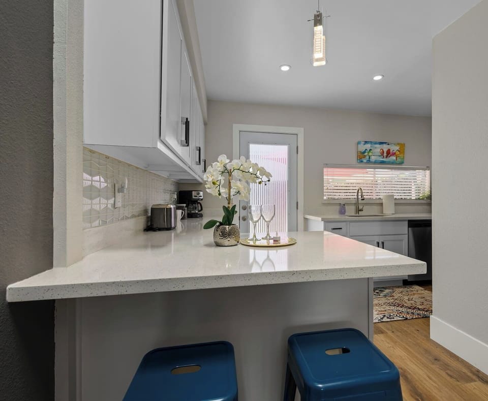Open Kitchen