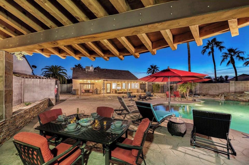 Gorgeous Covered patio