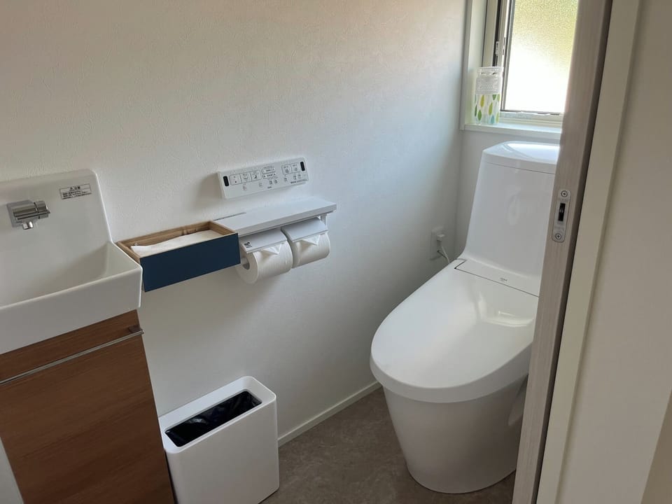 toilet