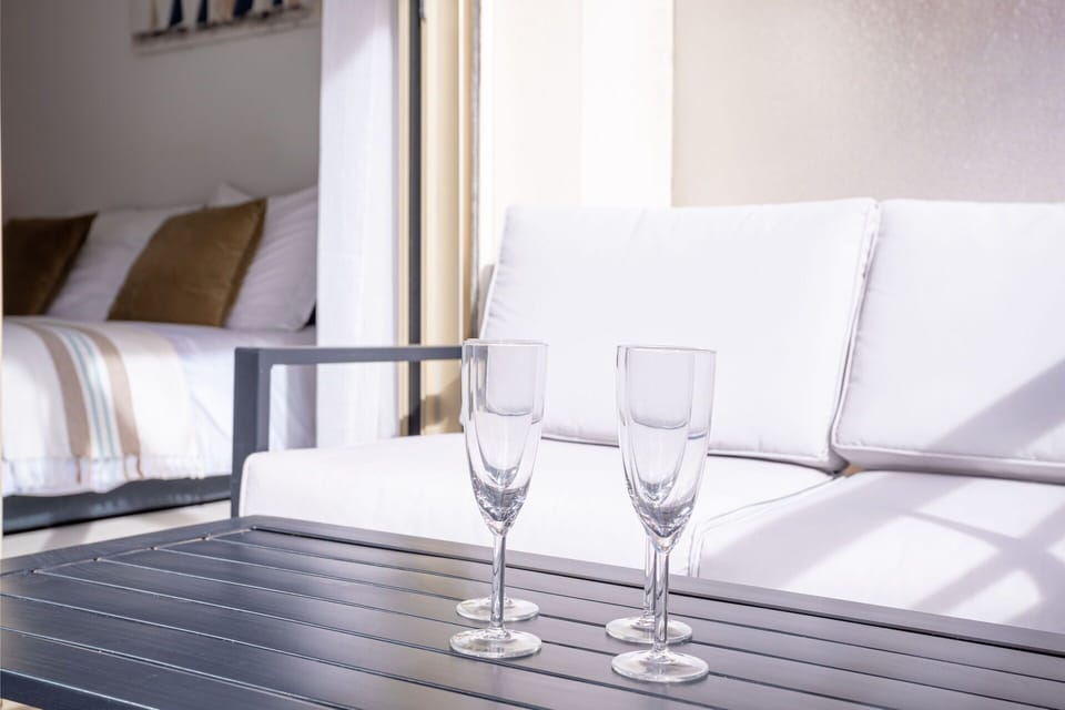 Balcony / Terrace / Patio