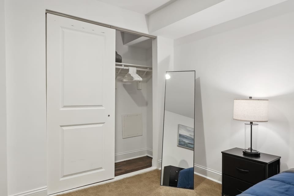 Rear bedroom with closet 