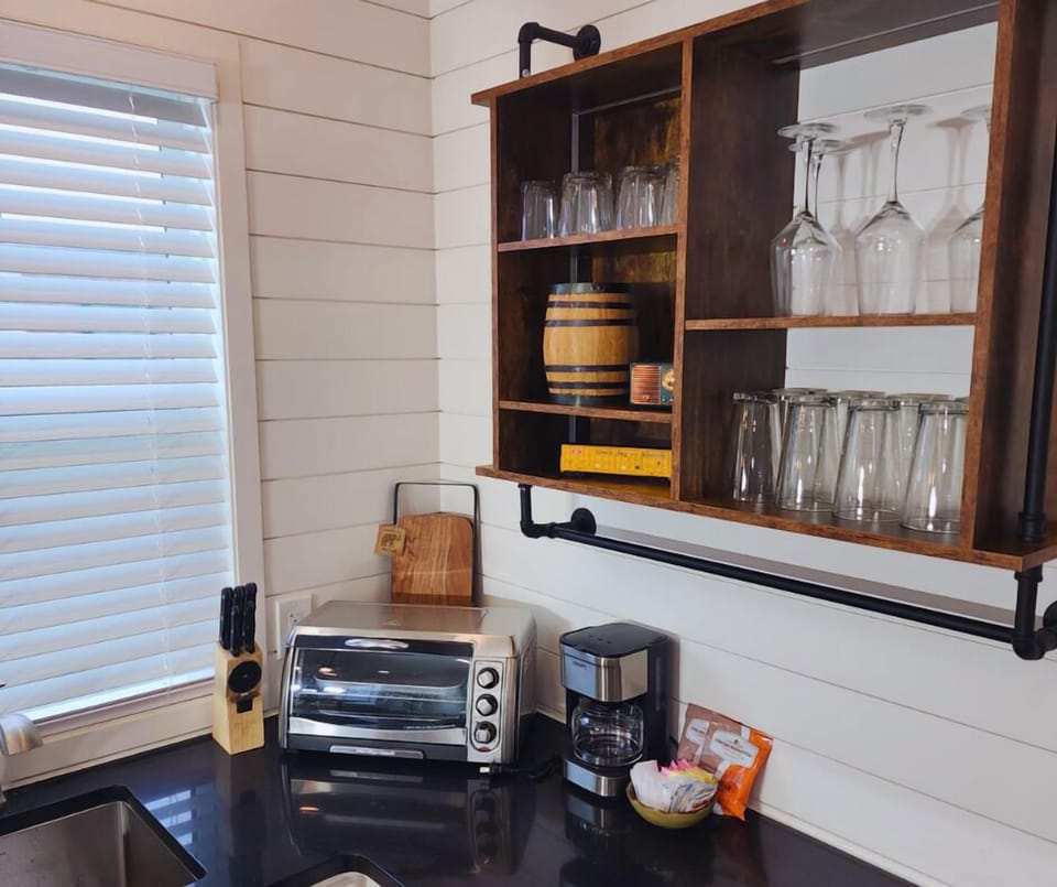 Kitchen Delight: Modern appliances and stylish décor perfect for culinary adventures!