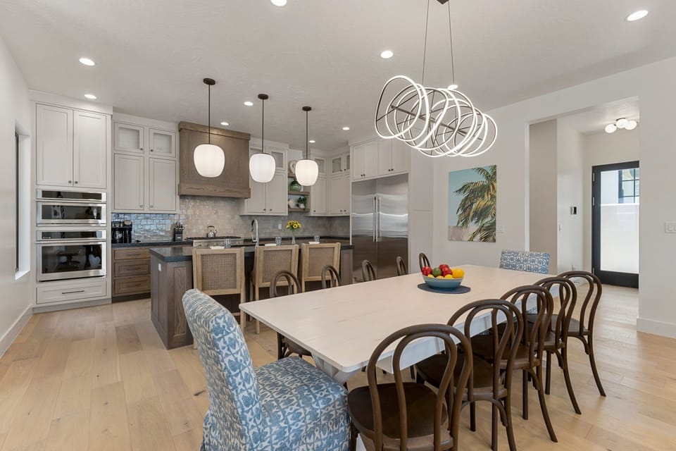 House, Multiple Bedrooms | Dining
