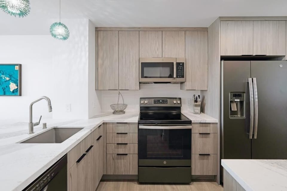 Condo, 2 Bedrooms | Private kitchen | Coffee/tea maker, fridge, oven, toaster