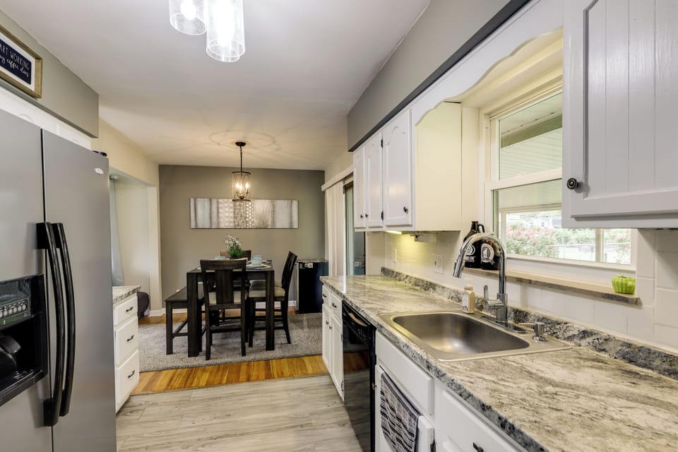 House (2 Bedrooms) | Interior