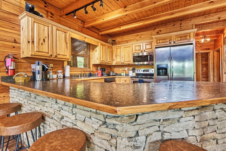 Mountain Song's fully-equipped kitchen