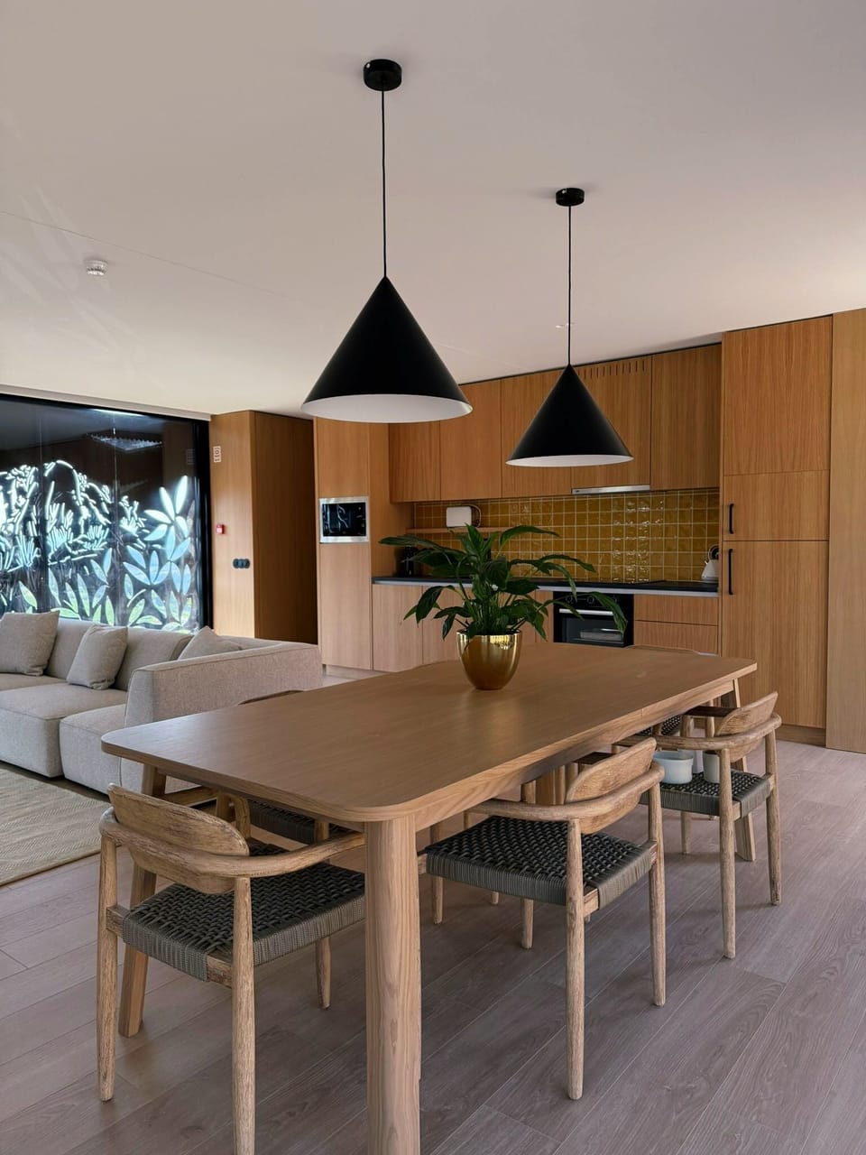 Villa | In-room dining