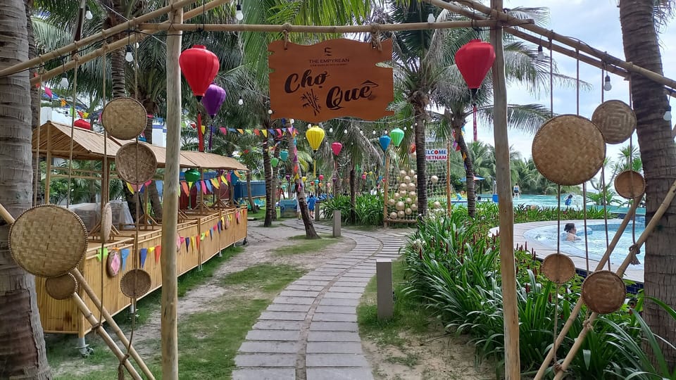 Food court