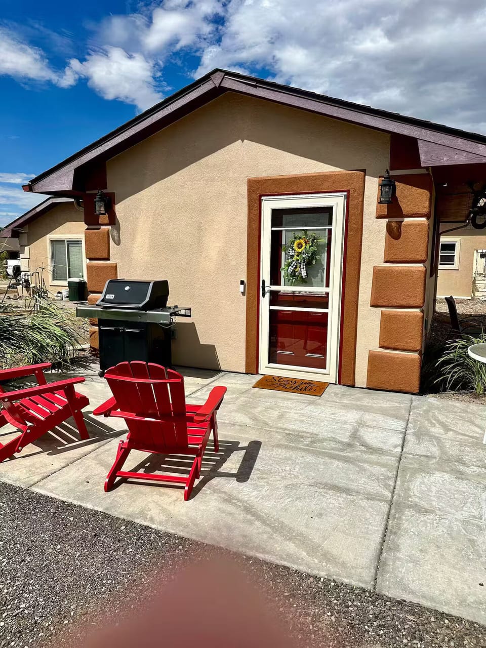 Private tiny home separate from main house. Private entrance, patio and driveway