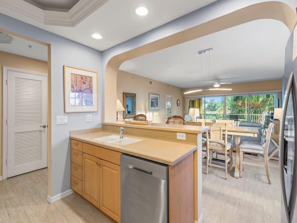 Condo (3 Bedrooms) | Property amenity