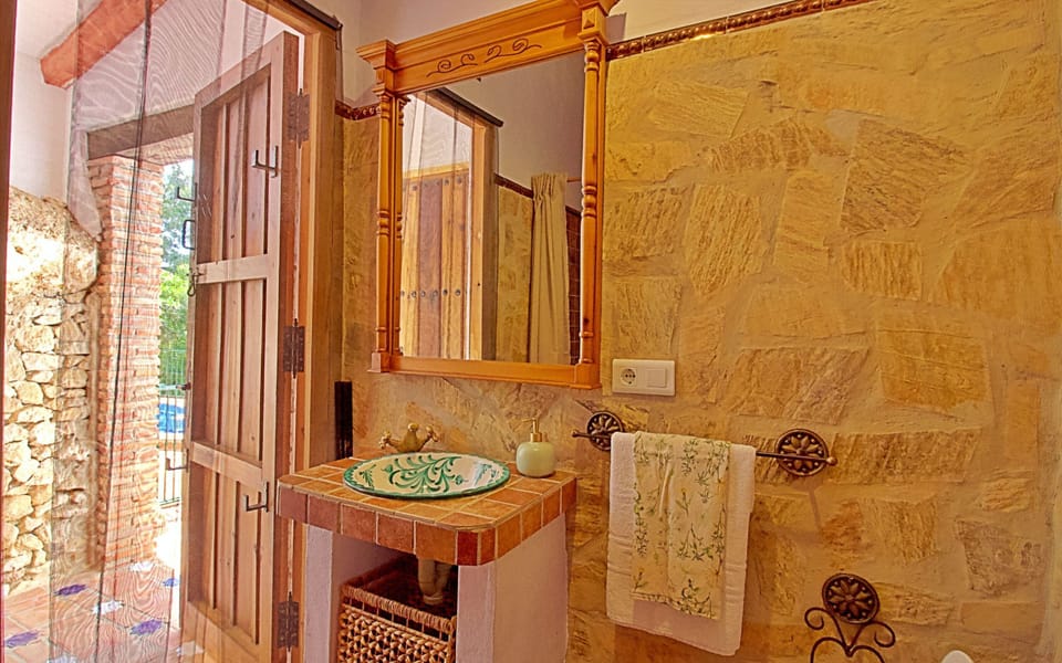 Cortijo El Majito in Frigiliana Villa in Axarquía