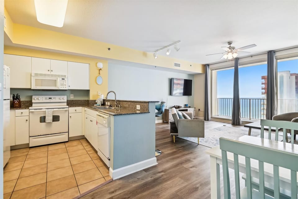 Full Kitchen with Gulf View
Keurig and Standard coffee pot