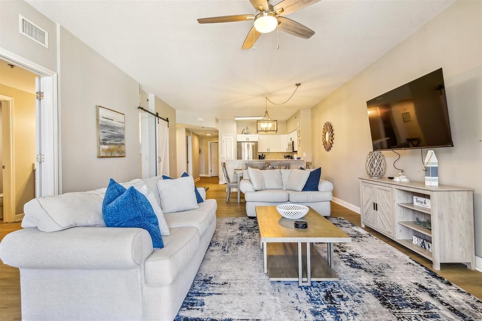Open Kitchen/living room design