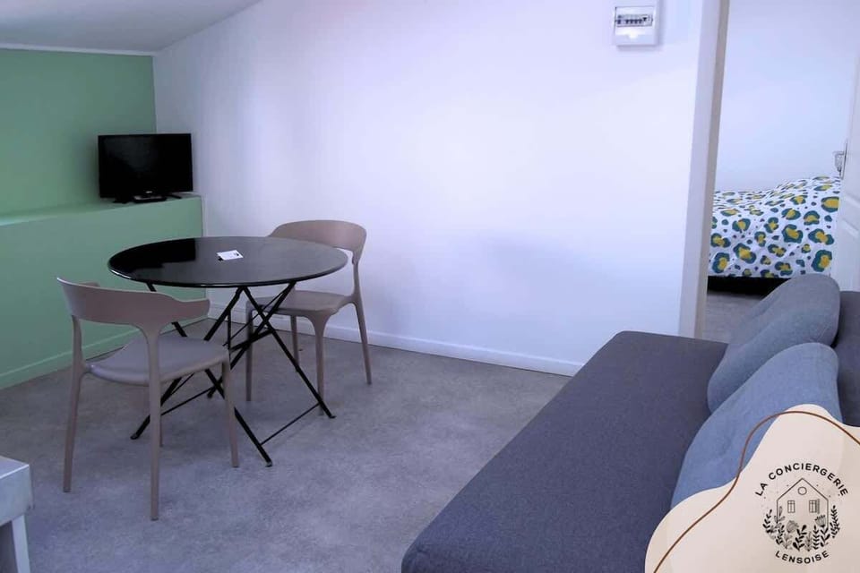 ESPACE SALON
TV