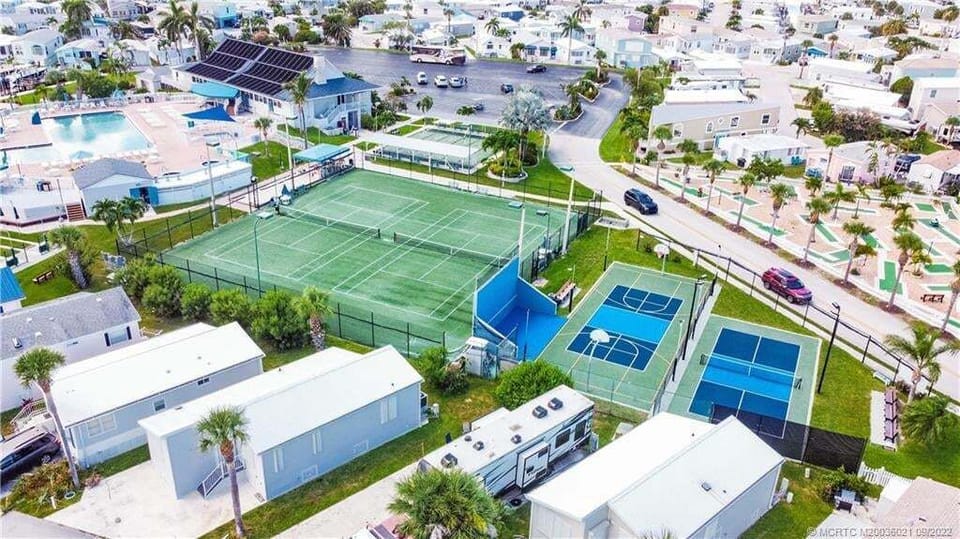 Sport court