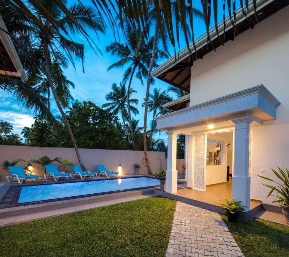 3 bedroom villa entrance