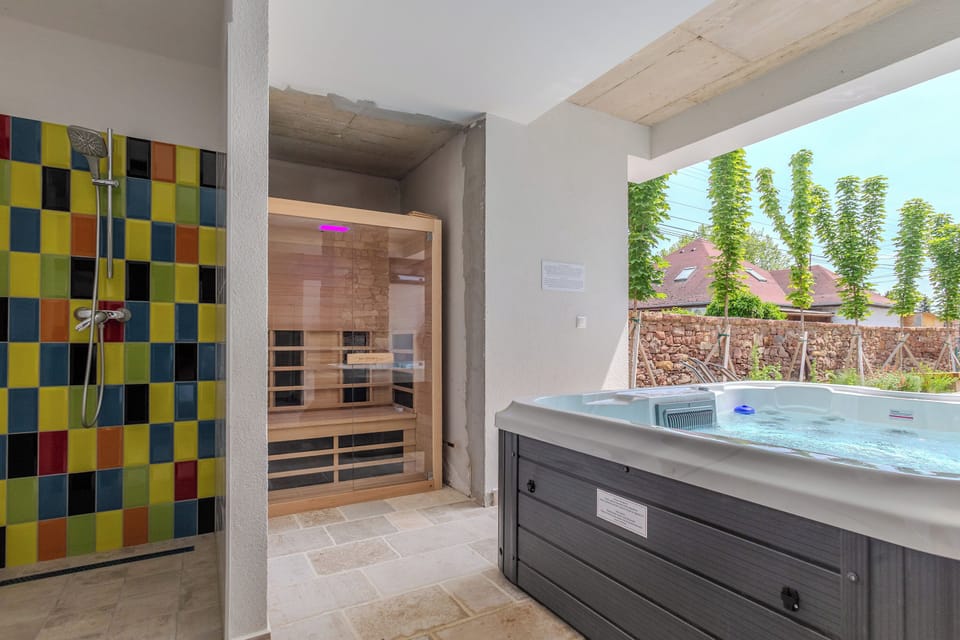 Jacuzzi