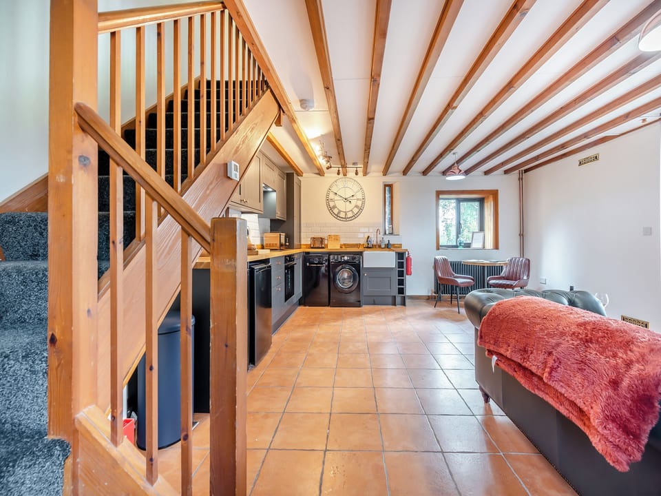 Kitchen | Cwtch Honey - Gaer Cottages, Cribyn, Lampeter