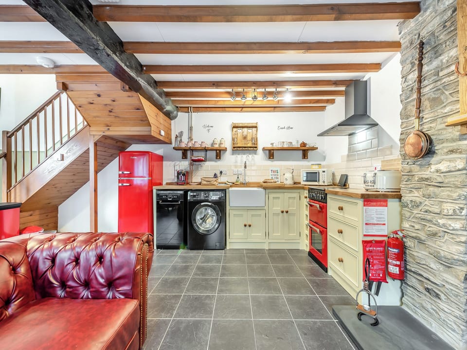 Kitchen area | Coach House - Gaer Cottages, Cribyn, Lampeter