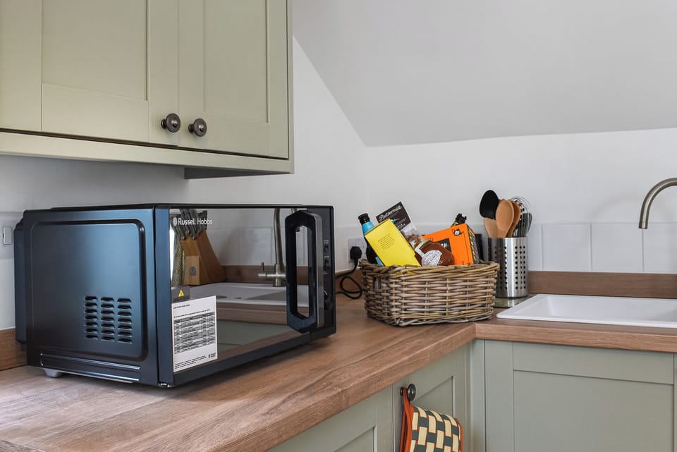 Kitchen | Roseland Roost - Roseland Rendevous, Truro