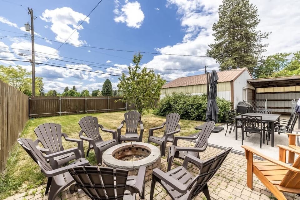 Plenty of seating around the fire pit 