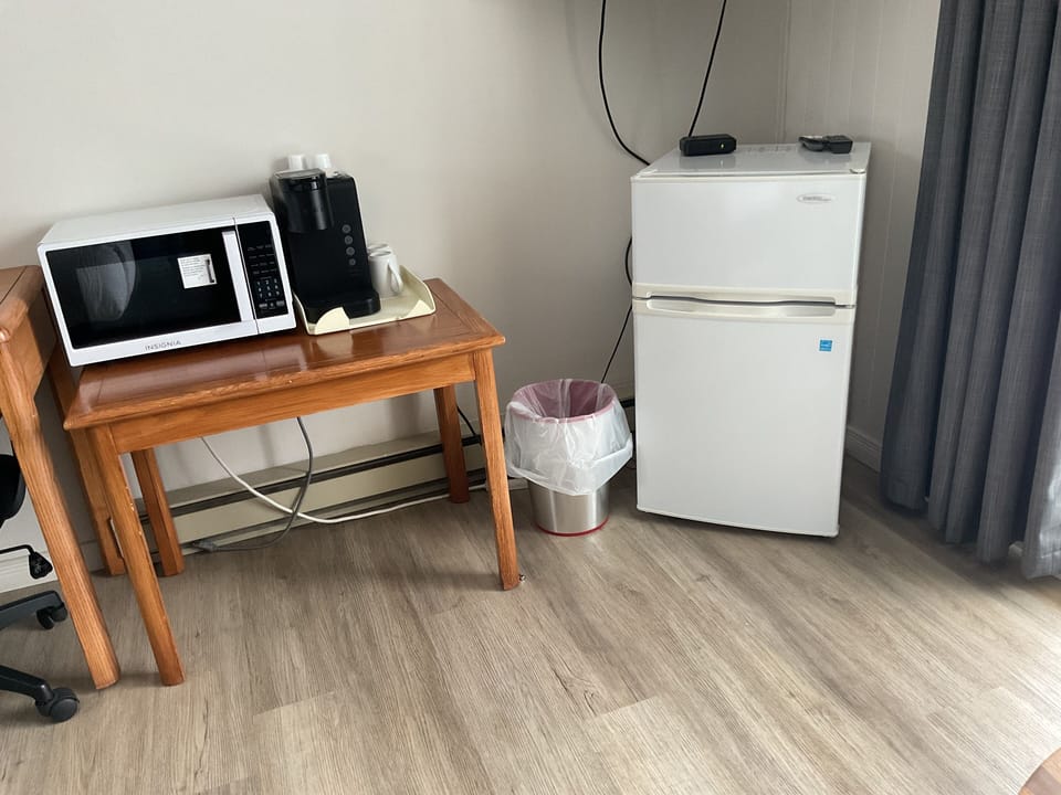 Standard Room, 2 Double Beds | Desk, soundproofing, rollaway beds, free WiFi