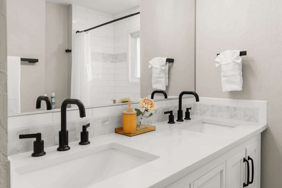 Main Floor Full Bathroom