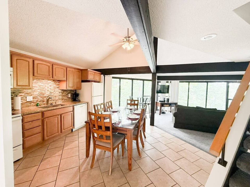 Comfort meets function—seating for the whole crew in this thoughtfully designed dining nook.