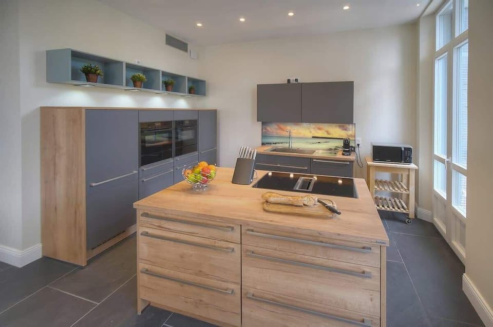 Open kitchen