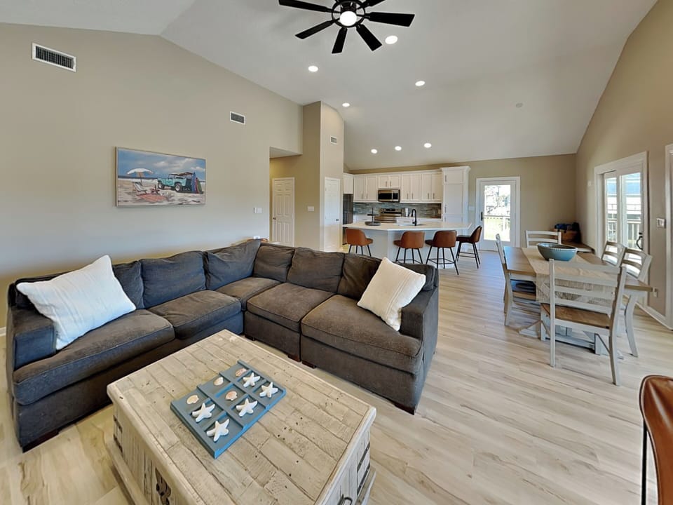 Open Concept Living Room, Kitchen, & Dining Area