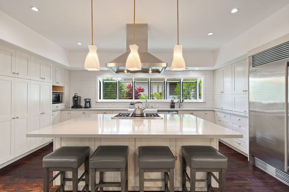Kitchen island with counter seating