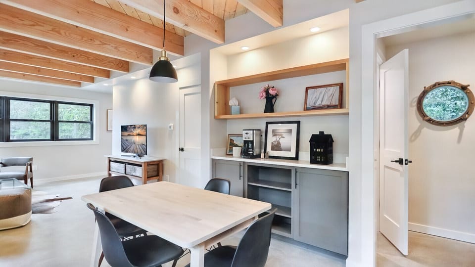 Cook Like You’re Home – Modern kitchen with all the tools and appliances you need to whip up your favorite dishes.