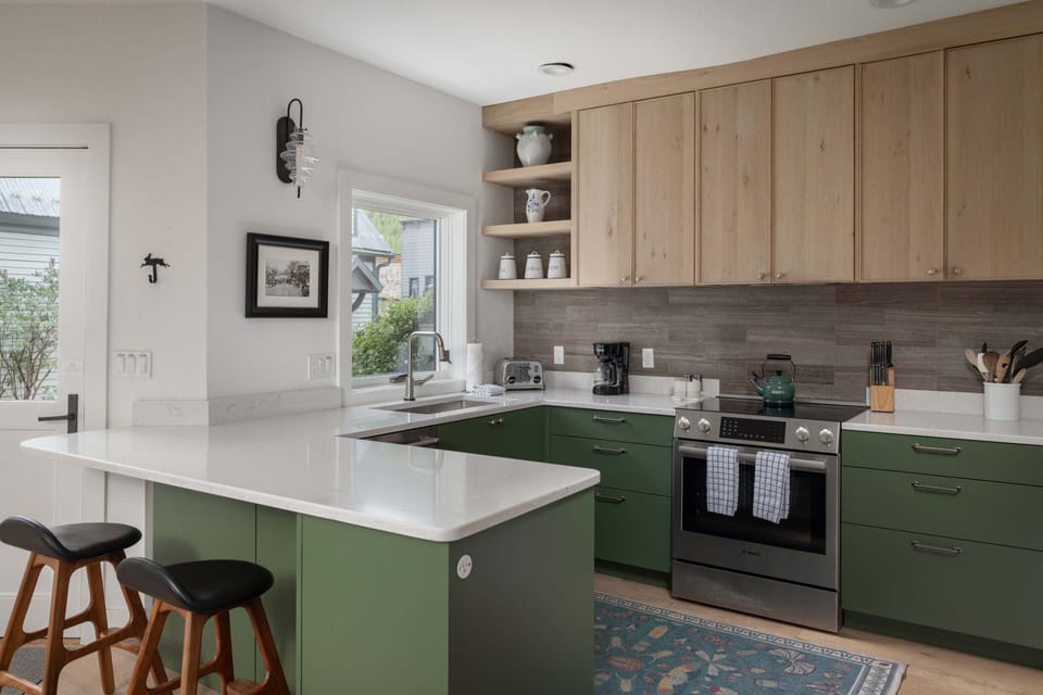 Kitchen - Fully appointed kitchen with stainless steel gas range