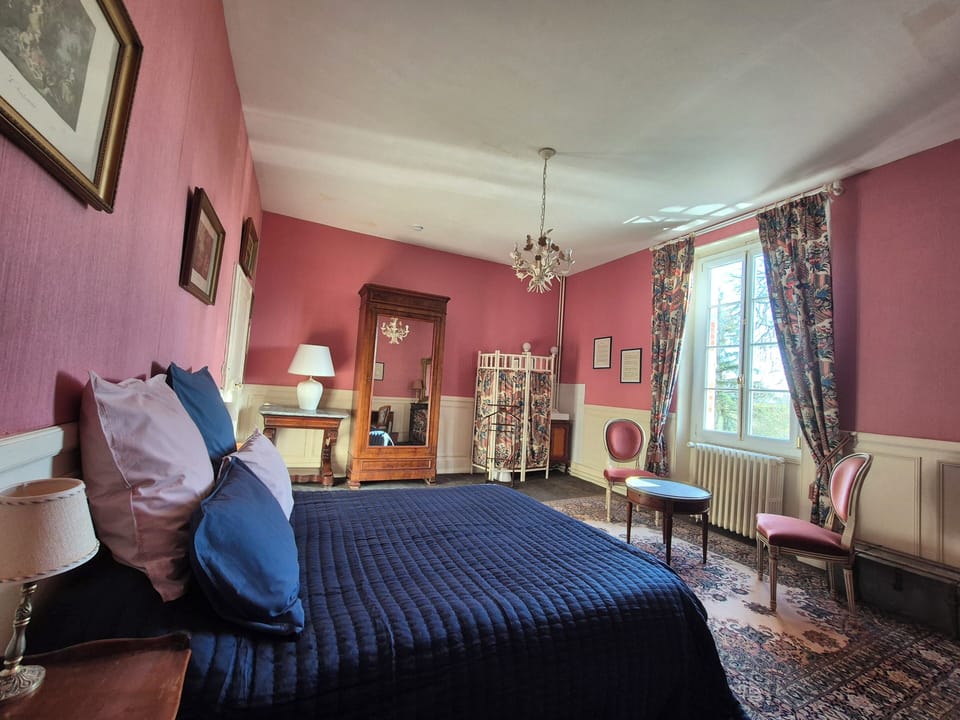 Double Room, Garden View | Desk, free WiFi