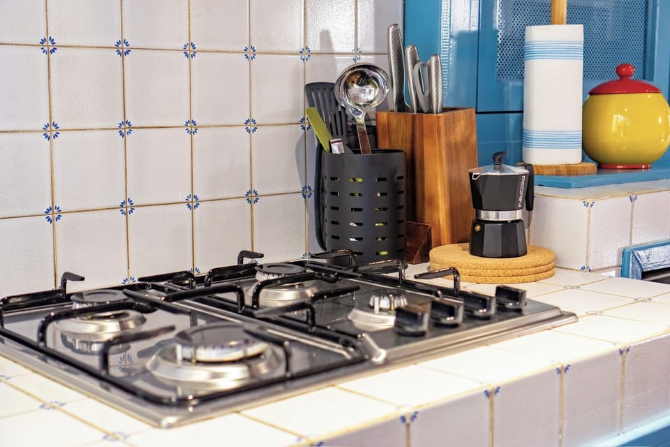 Gas stovetop