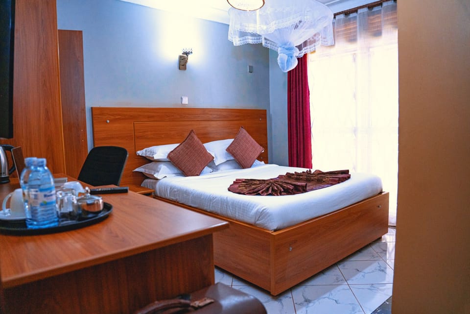 Deluxe Double Room, Balcony, City View | Desk, soundproofing, free WiFi
