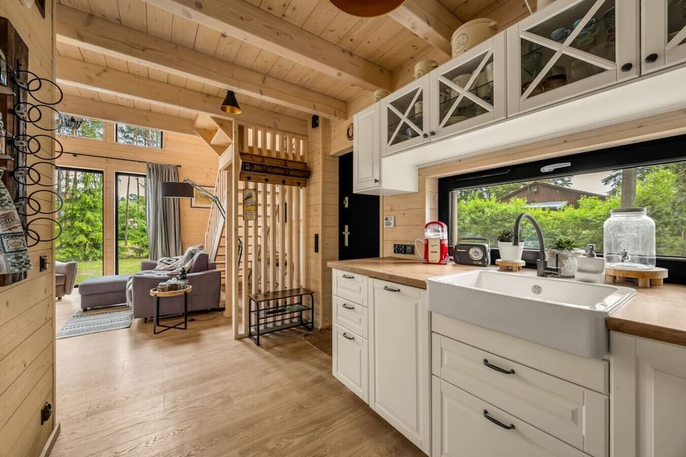 Fully Equipped Kitchen with Coffee Machine and Dishwasher | Book Now with RENTUJEMY.COM
