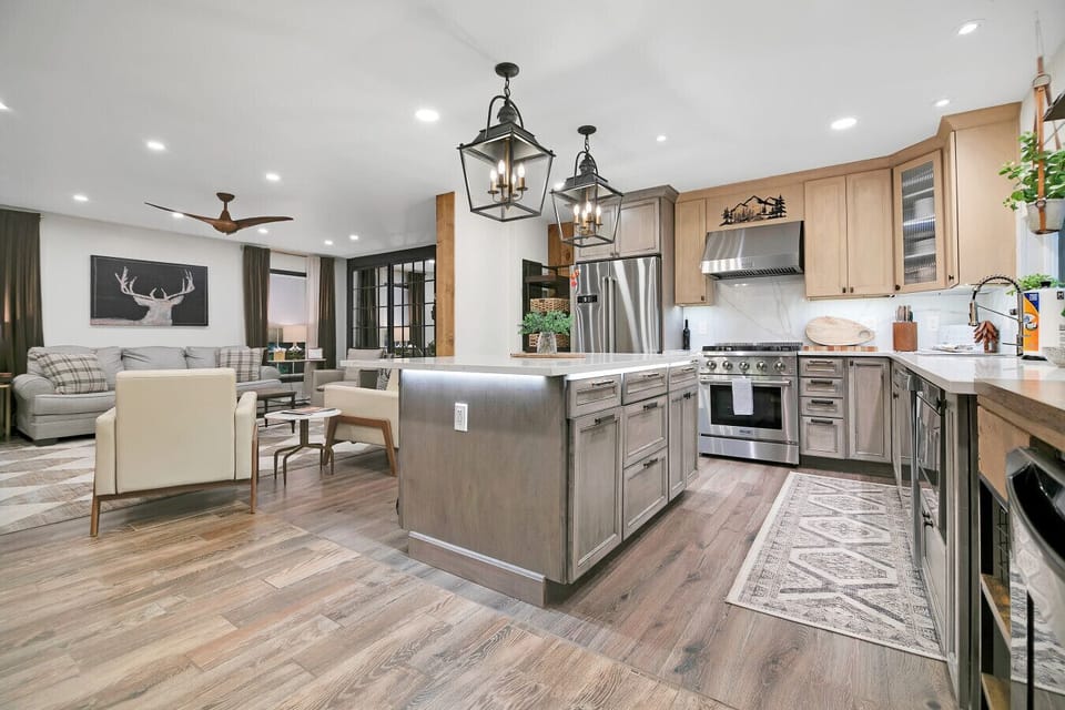 Large Kitchen