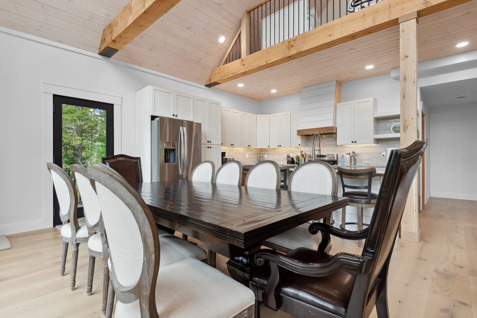 Dining Room Table for 10