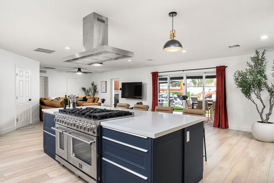 Cook, Connect & Savor the View!