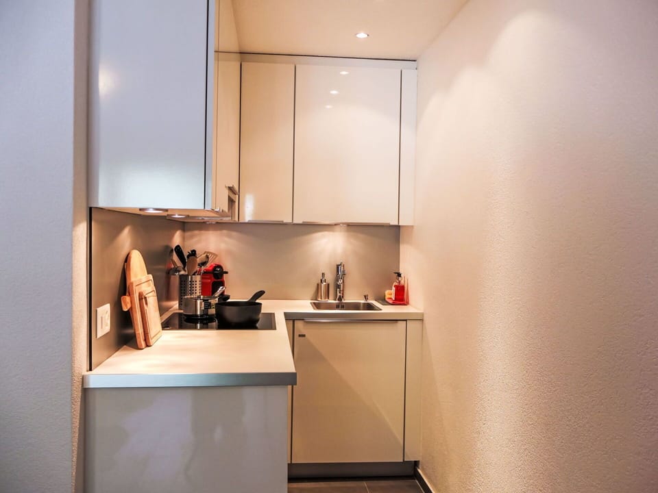 Kitchen, Kitchen Appliance, Countertop, Major Appliance, Interior Design, Cabinetry, Kitchen Stove, Kitchen Sink, Home Appliance, Stove