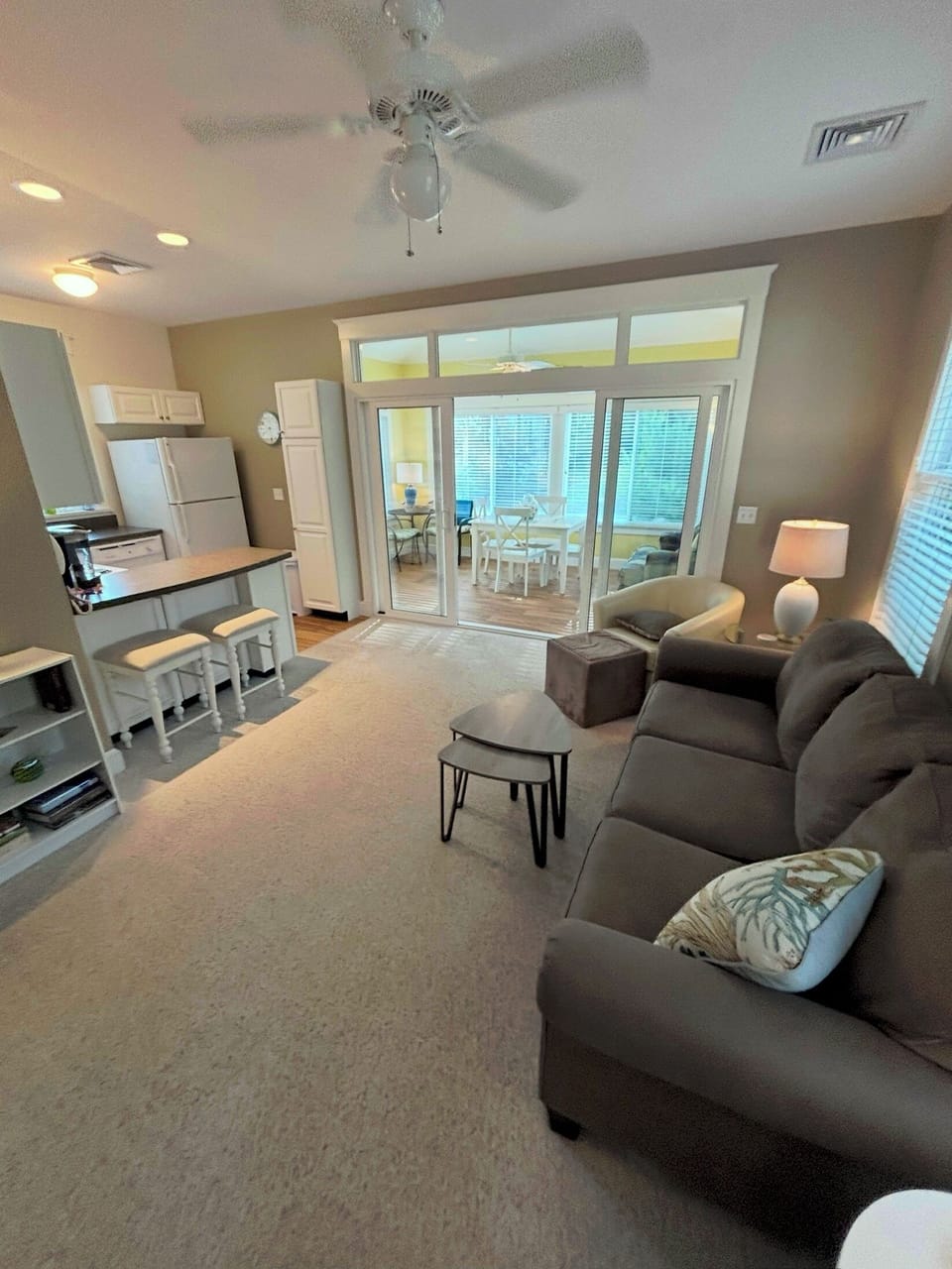 living room
