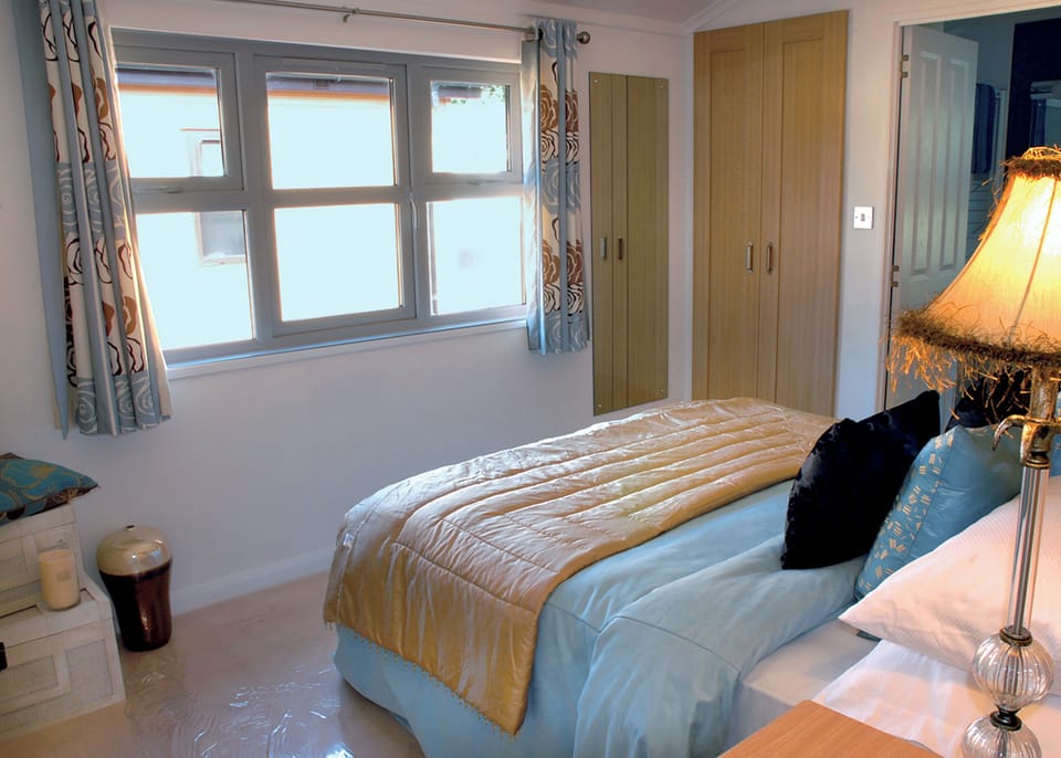 Bedroom, Bed, House