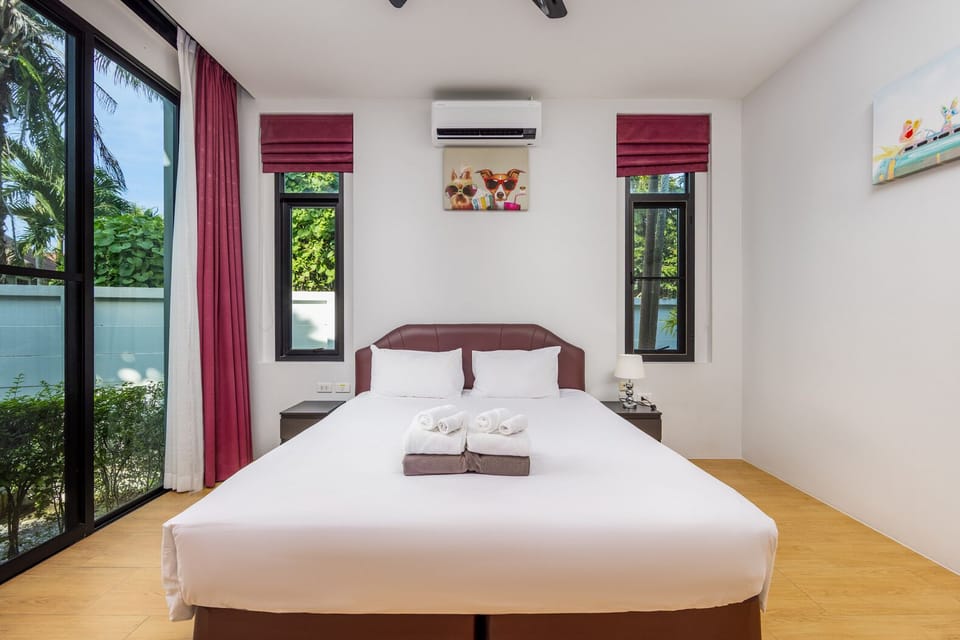 Villa, Lanai, Courtyard View | In-room safe, iron/ironing board, free WiFi