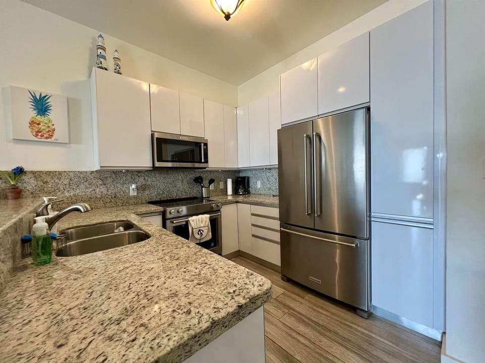 Stocked and Fully Functional Kitchen