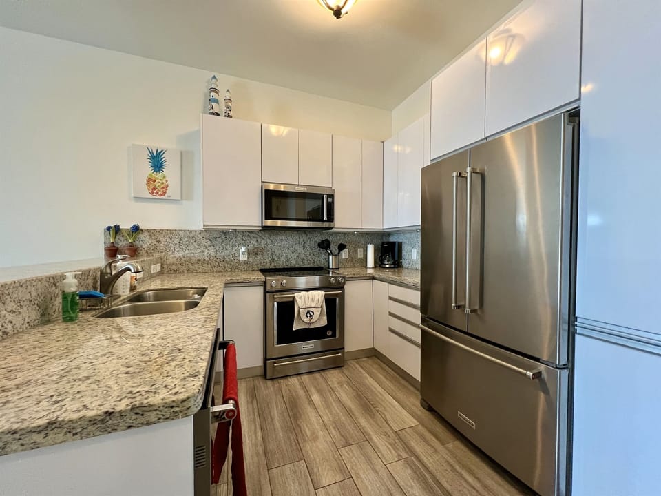 Stocked and Fully Functional Kitchen