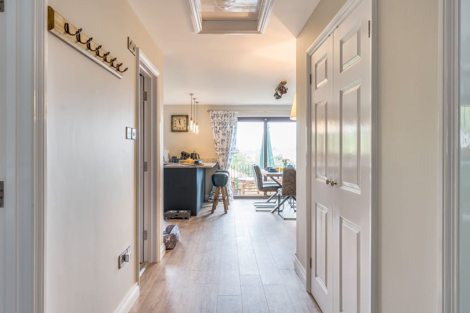 Badgers Holt, Bridport: The hallway leads through to the day space