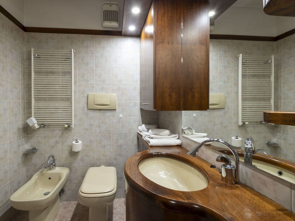 Interior Design, Plumbing Fixture, Bathroom, Flooring, Bathroom Sink, Sink, Floor, Room, Tap, Plumbing